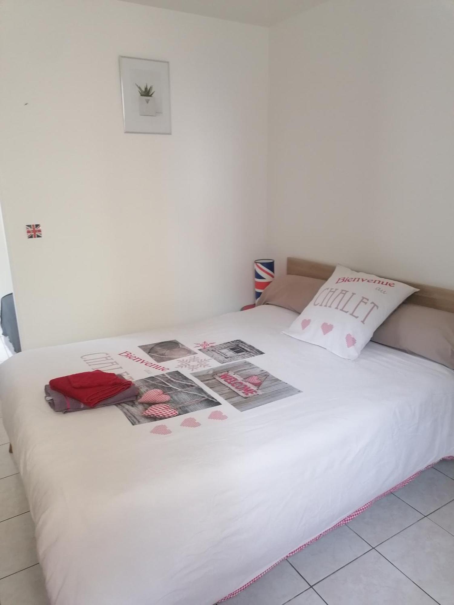 Le Petit Chalet -Appartement Proche De La Vieille Ville , Du Centre Ville Et Du Tram- Petit Dejeuner Offert Le Mans Exterior foto