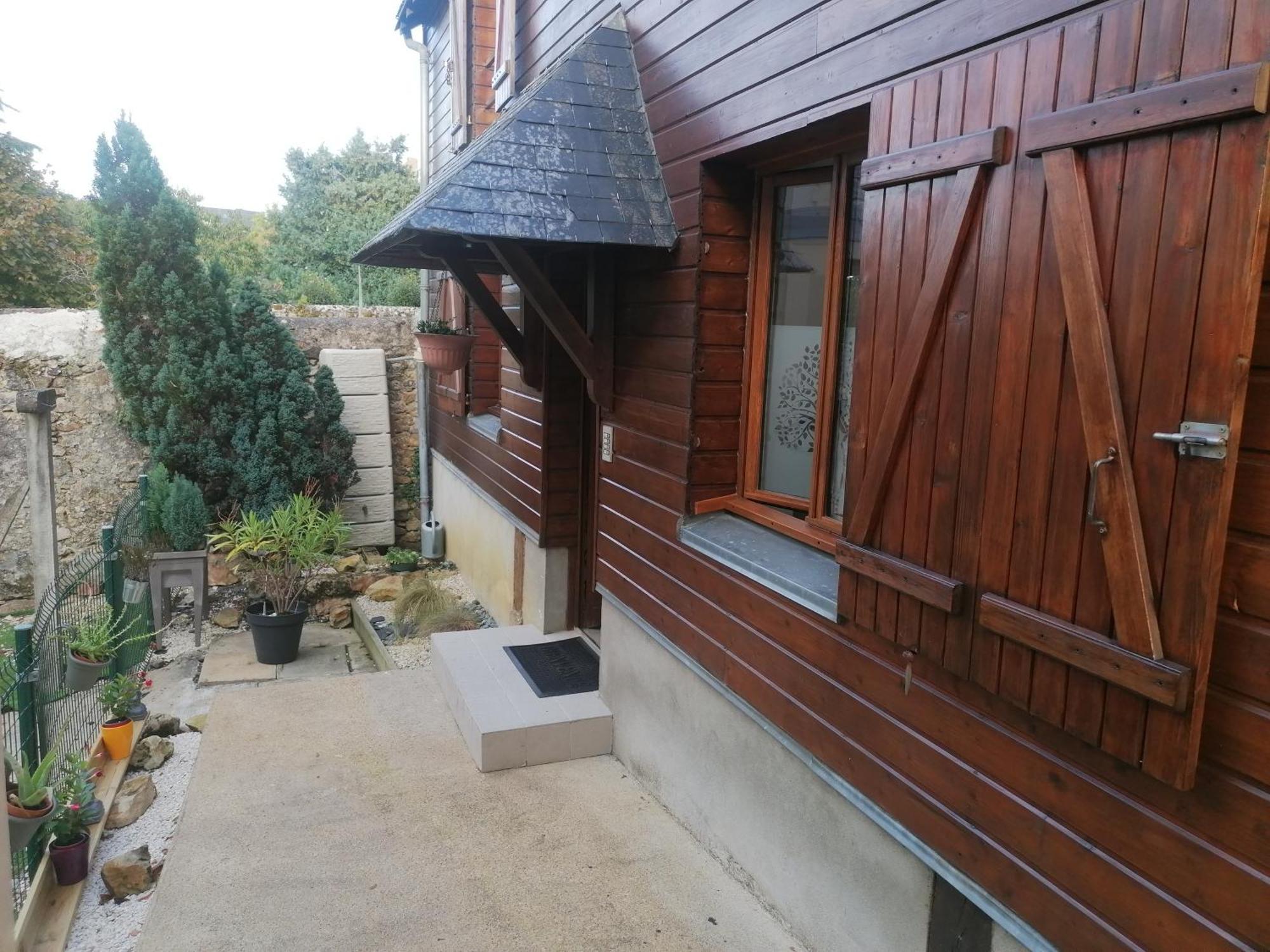 Le Petit Chalet -Appartement Proche De La Vieille Ville , Du Centre Ville Et Du Tram- Petit Dejeuner Offert Le Mans Exterior foto